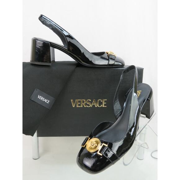 NIB VERSACE BLACK PATENT LEATHER GOLD MEDUSA LOGO SANDALS LOW HEEL PUMPS 38 8 - Picture 1 of 12